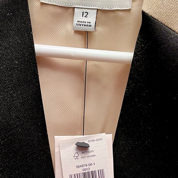 Banana Republic Metallic Gold and Black Vest - Picture 3 of 7